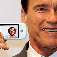 Arnold Schwarzenegger with mobile